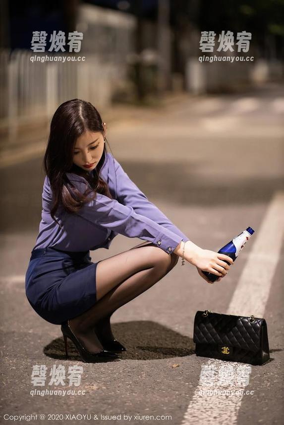 语画界 - 惊呆合集：从没想过芝芝Booty的水手服能让我刹那间有这种想法？