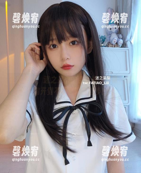 在线静默，迷之呆梨的吉他妹妹写真，脑洞开到不可思议的地步！