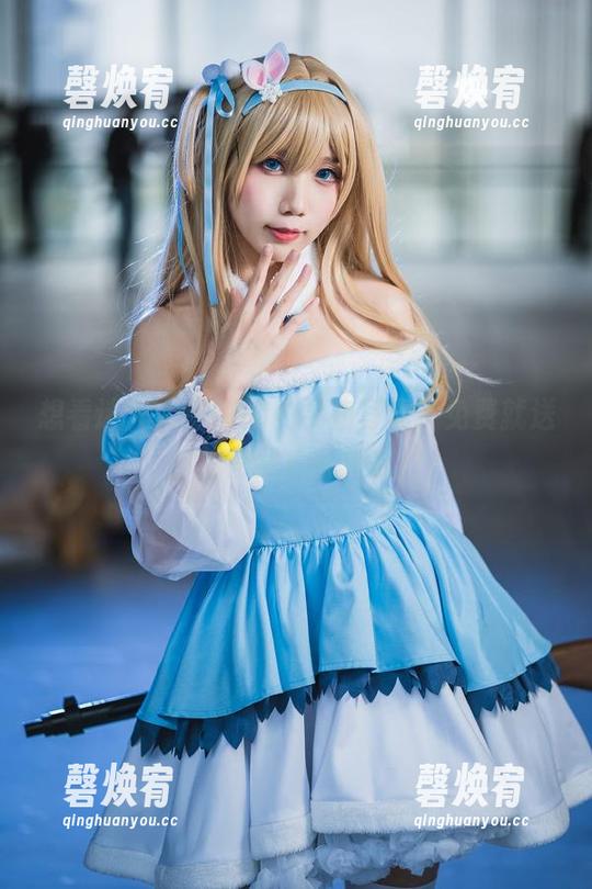 想看迷失人形QUQ的学姐写真？免费就送，拍得我心乱如麻！