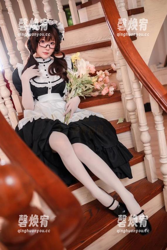 阿包也是兔娘又一套图上线，JK日常的日子，神奇得很。