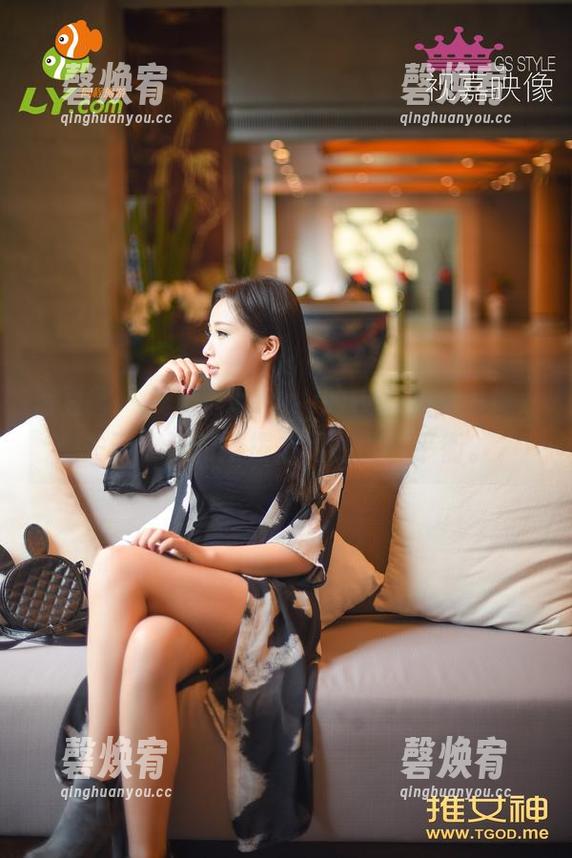 青豆客-莫晓茜sunny 青豆客 - 莫晓茜sunny的校园全套图集,关于学习和撩拨之间的微妙平衡。